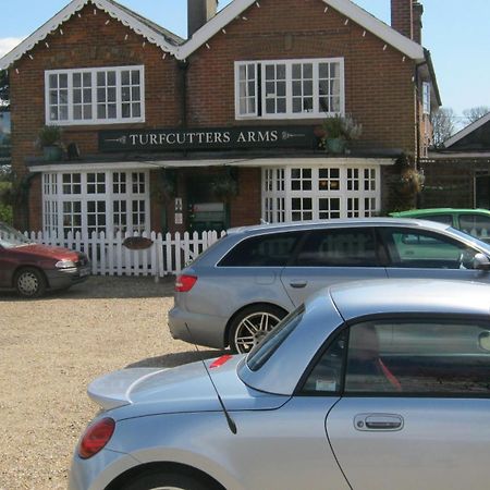Turfcutters Arms Hotel Boldre Eksteriør billede
